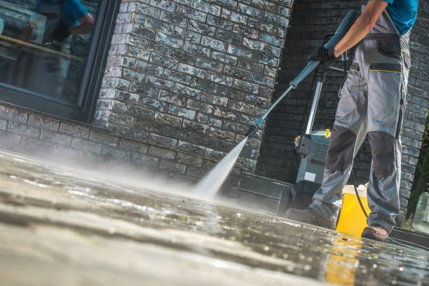 Best Pool Deck Cleaning  in Bristol, CT