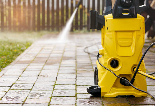  Bristol, CT Pressure Washing Pros